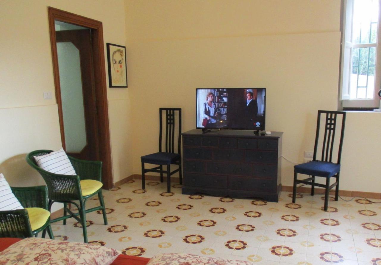 Resort Giardino Degli Aranci - Casa Lisca Baronissi Dış mekan fotoğraf
